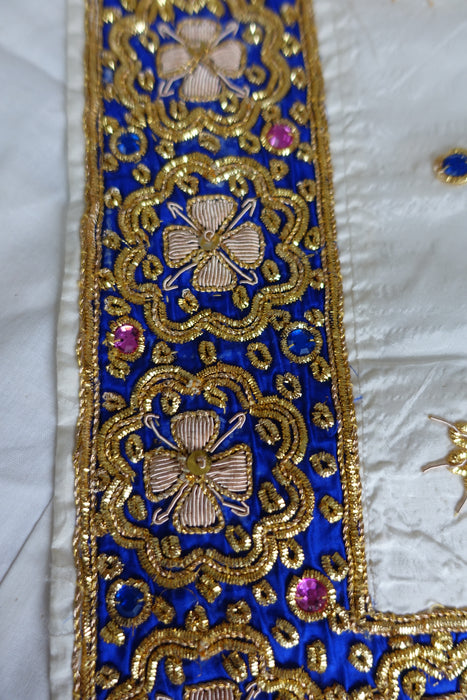 White And Blue Silk Tablecloth In Blue