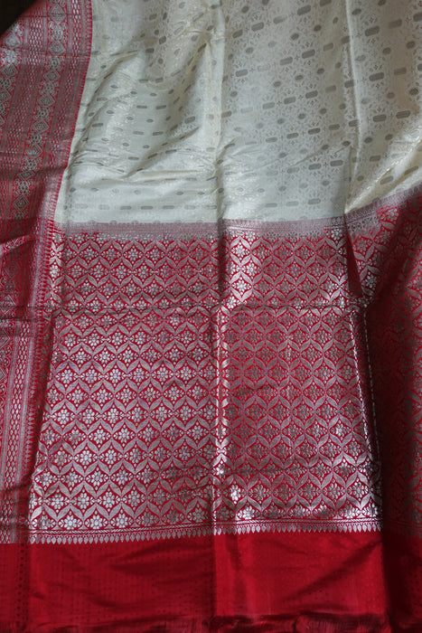 Cream And Red Vintage Sari Including Blouse - New