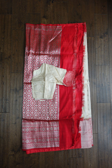 Cream And Red Vintage Sari Including Blouse - New