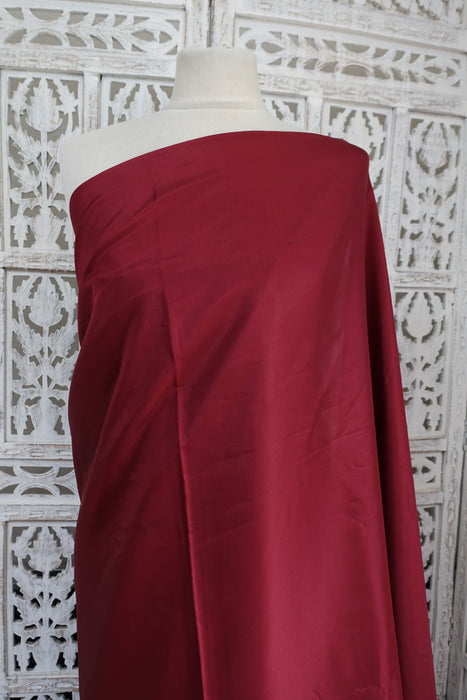 Maroon Vintage Pure Silk - Preloved