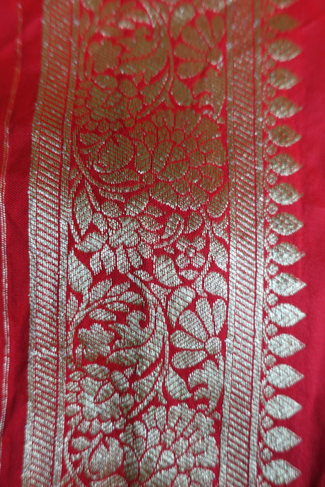 Red Banarsi Wedding Sari With Blouse Piece - New