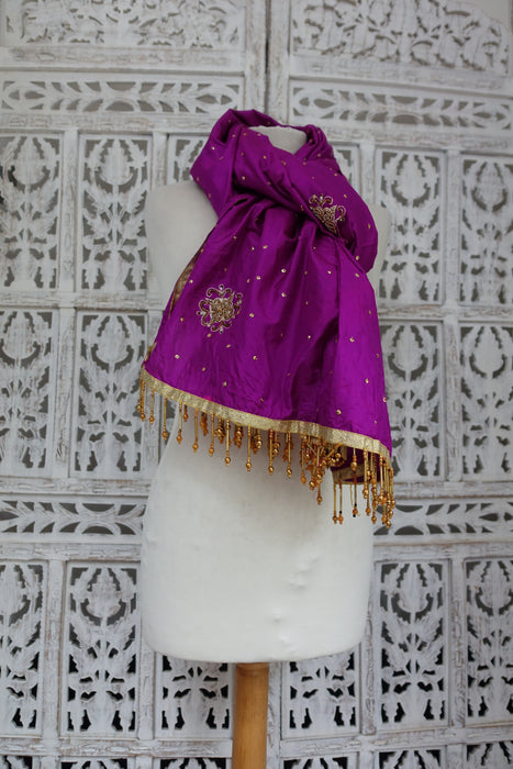 Purple Vintage Silk Dupatta - Preloved