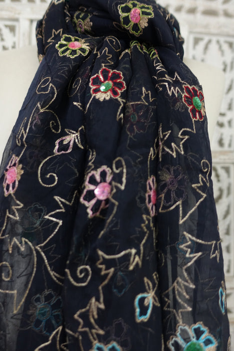 Black Vintage Embroidered Dupatta - New