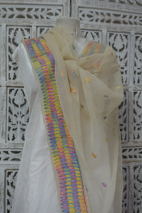 Cream Vintage Dupatta With Pastel Embroidery - Preloved