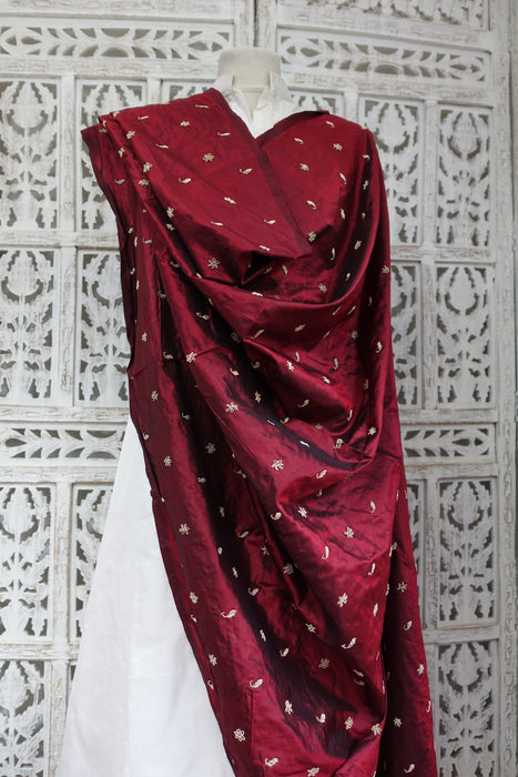 Maroon Pure Silk Vintage Dupatta - New