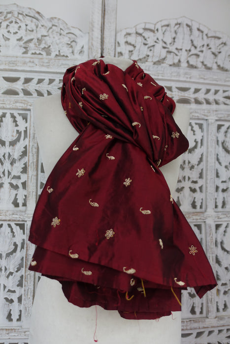 Maroon Pure Silk Vintage Dupatta - New