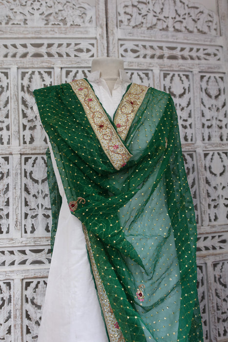 Green Vintage Dupatta - New