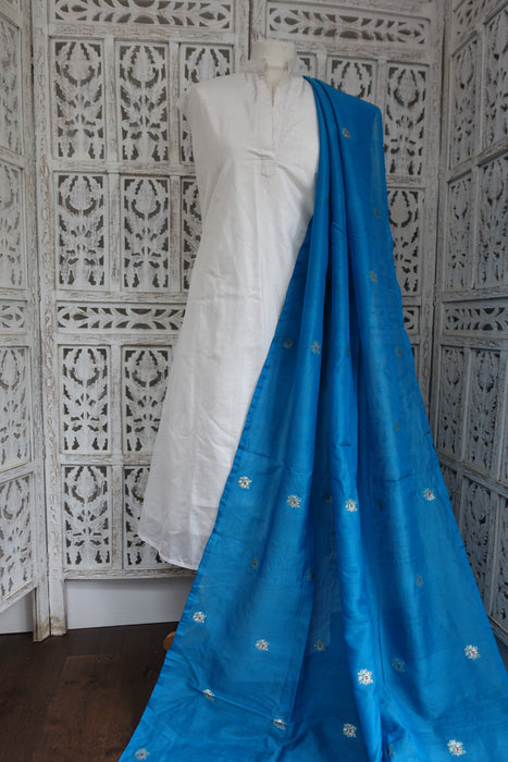 Blue Silk Blend Vintage Shawl - New