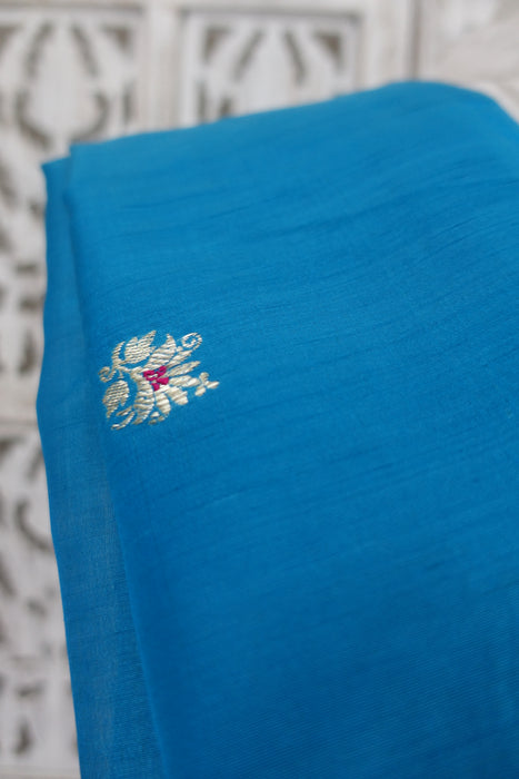 Blue Silk Blend Vintage Shawl - New