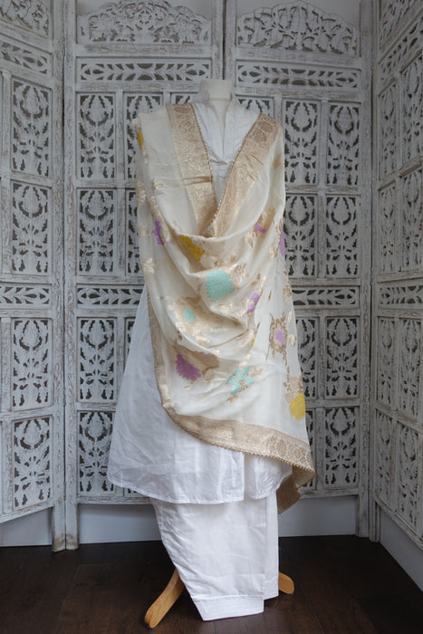 Cream Pure Silk Floral Pastel With Light Gold Borders Dupatta - Preloved