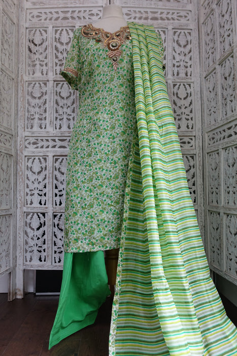 Light Green Printed Silk Zardosi Salwar Kameez - UK 14 / EU 40 - New