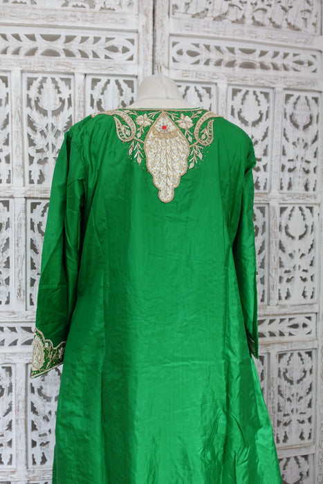 Emerald green vintage salwar kameez - UK 16/EU 42 - Preloved