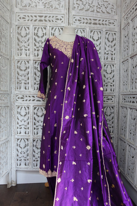 Purple Vintage Pure Silk Salwar Suit - UK 10/12 - EU 36 - New