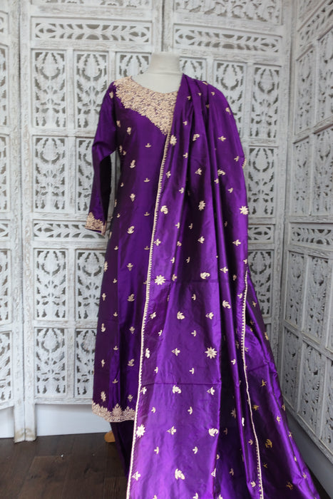 Purple Vintage Pure Silk Salwar Suit - UK 10/12 - EU 36 - New