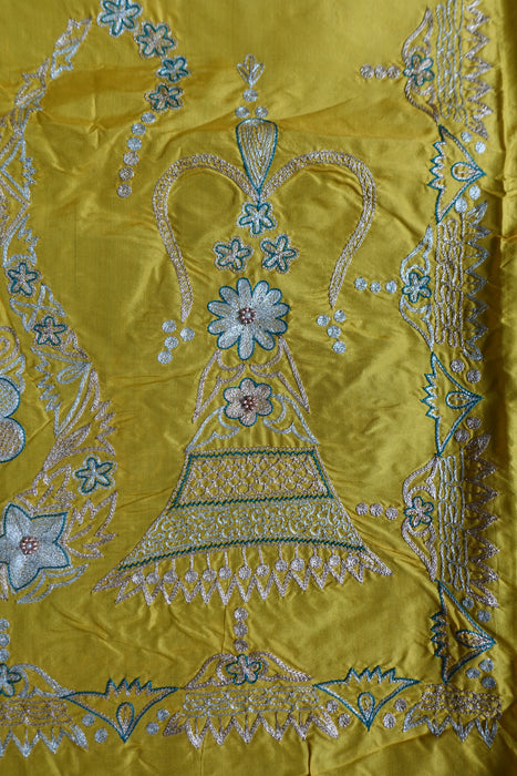 Yellow And Blue Vintage Silk Unstitched - New